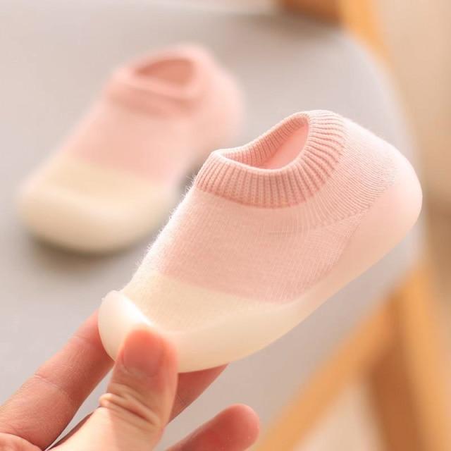 Baby Shoes with Non-slip Soles - breathable and lightweight slippers for babies - provides grip and comfort while walking -