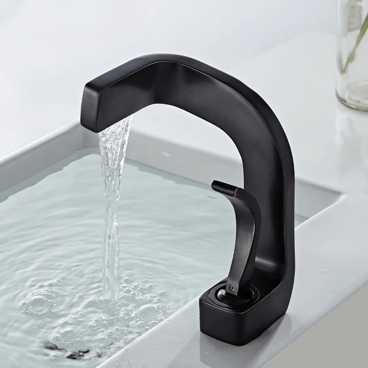 CurveElite | Sleek Curved Bathroom Faucet with Precise Control
