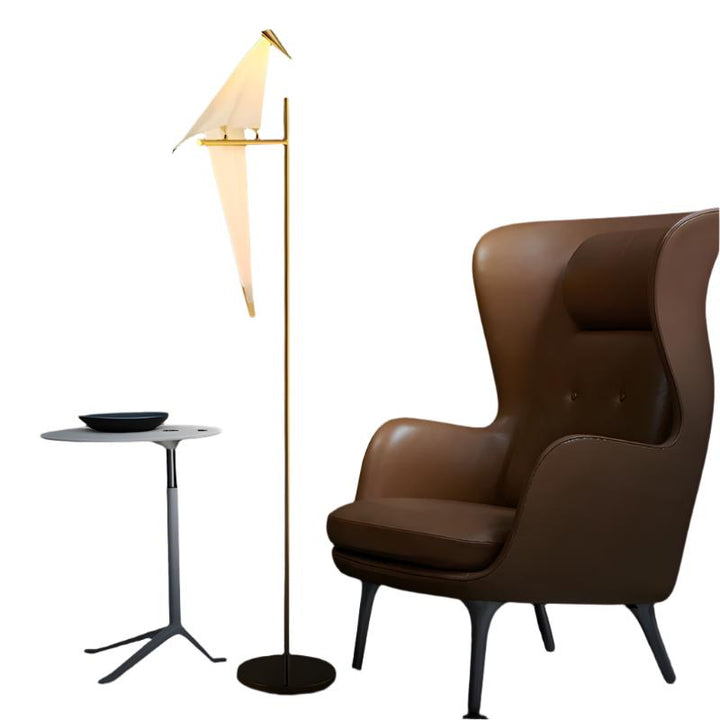 LightFlight – Origami Bird Table Lamp in Artistic Design